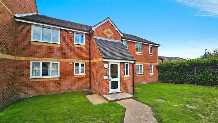 1 Bedroom Studio To Rent In Redford Close, Feltham, TW13