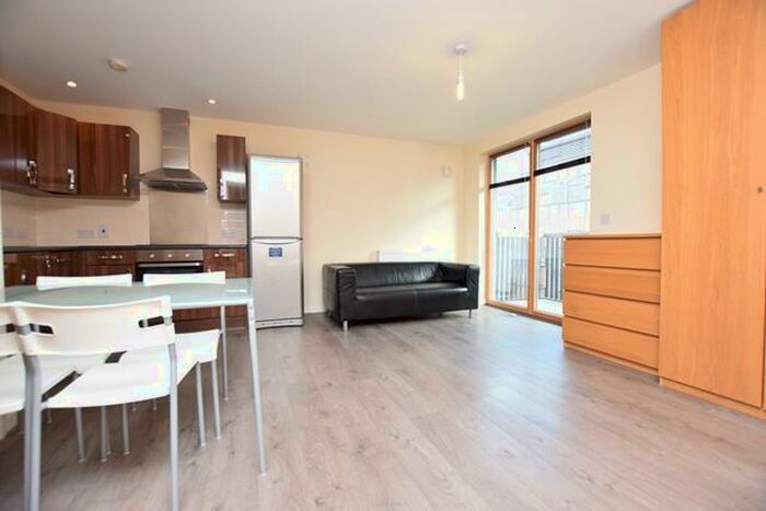 Apartment To Rent In Ashton Point, Upper Allen Street, Sheffield, S3