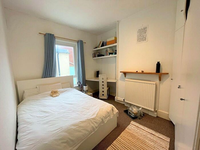 2 Bedroom Apartment To Rent In Homefield Road, EX1