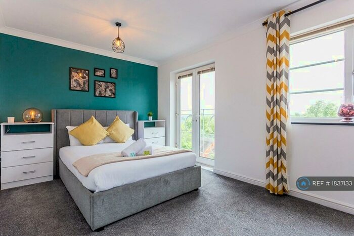 5 Bedroom Terraced House To Rent In Windmill Way, Windmill Way, Gateshead, Uk, NE8