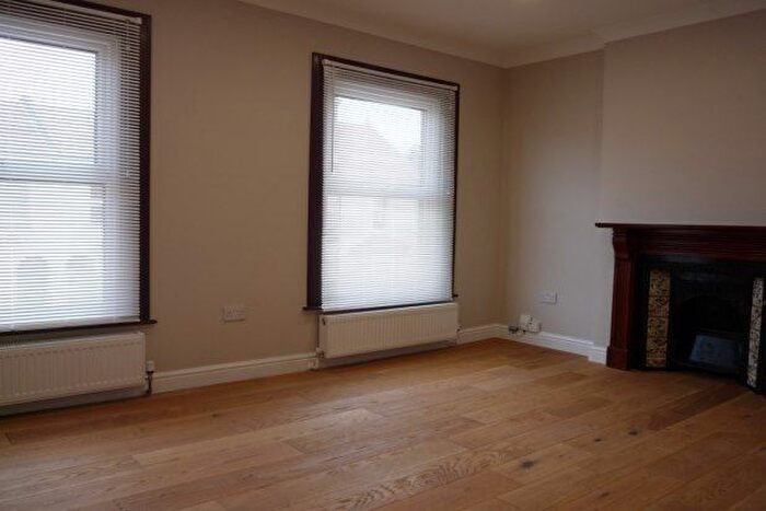 2 Bedroom Flat To Rent In Arundel Road, Croydon, CR0