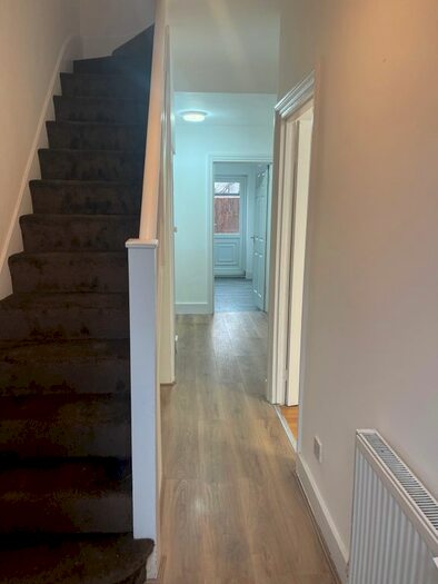 3 Bedroom Terraced House To Rent In Kenilworth Avenue, London E17