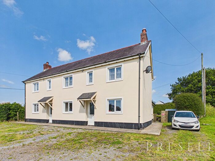 1 Bedroom Flat To Rent In Flat Commercial Cottage, Llanddewi Velfrey, Narberth, Pembrokeshire, SA67