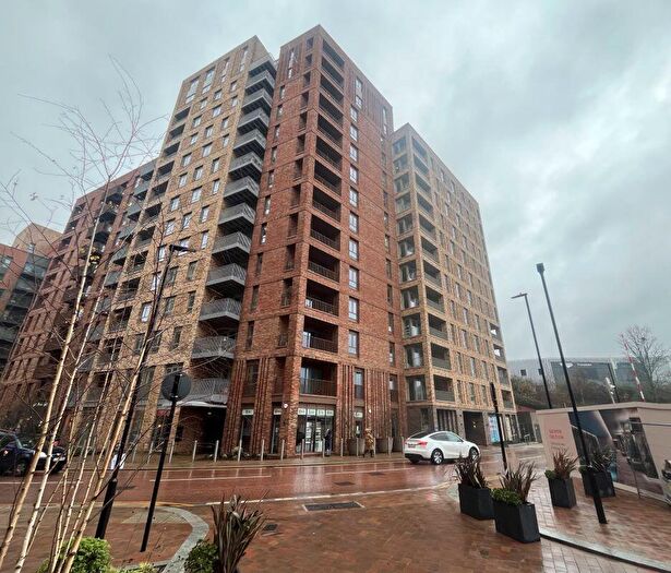 2 Bedroom Flat For Sale In Flat Alington House, Mary Neuner Road, London, N8