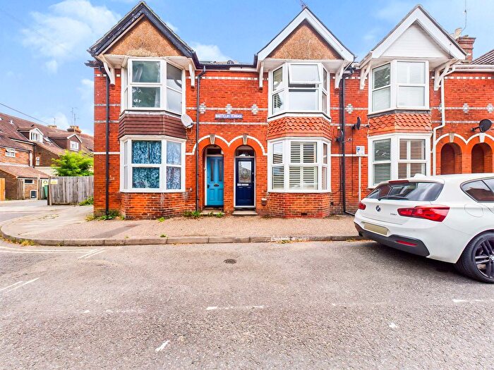 2 Bedroom Terraced House To Rent In Barttelot Road, Horsham, RH12