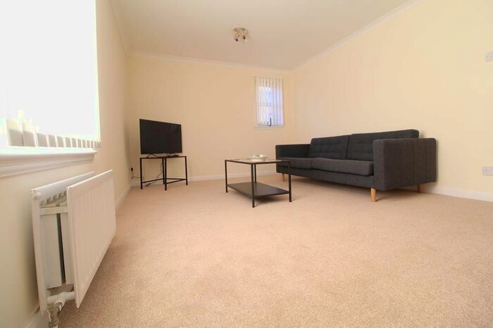 3 Bedroom Flat To Rent In Kings Gate, Aberdeen, AB15