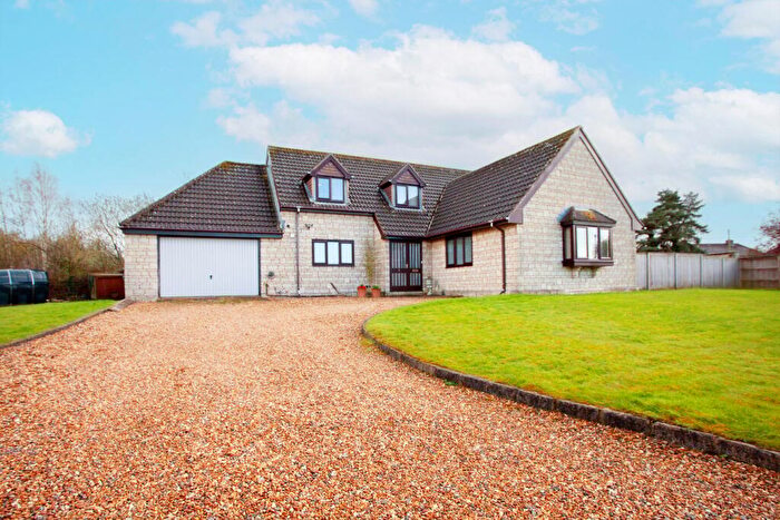 4 Bedroom Detached House For Sale In Styles Meadow, Frome, BA11
