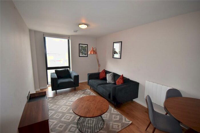 2 Bedroom Flat To Rent In Jesse Hartley Way, Liverpool, L3