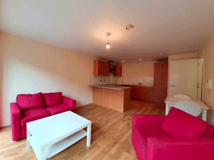 1 Bedroom Flat To Rent In East Street, Leeds LS9