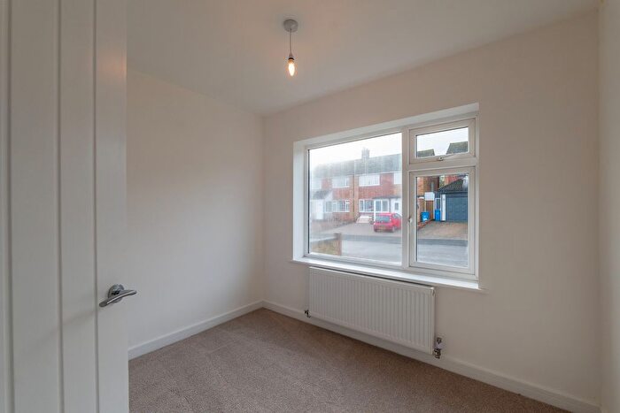 2 Bedroom Detached Bungalow For Sale In Ford Way, Rugeley, WS15
