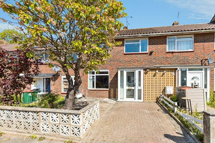 3 Bedroom Terraced House For Sale In Paddockhurst Road, Crawley, West Sussex, RH11