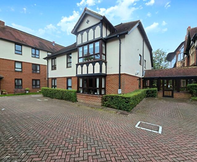 2 Bedroom Flat For Sale In Billing Road, Abington, NN1