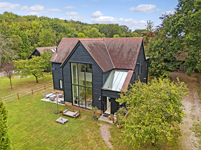 5 Bedroom Detached House For Sale In Buckwyns Chase, Billericay, CM12