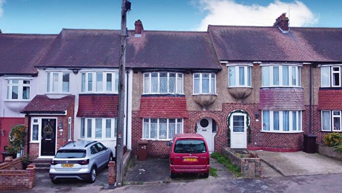 3 Bedroom Terraced House For Sale In Grafton Avenue, Rochester, ME1