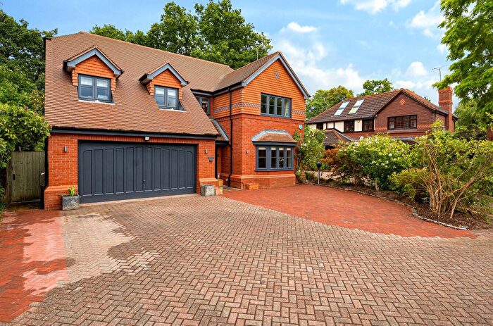 4 Bedroom Detached House For Sale In Booth Drive, Finchampstead, Wokingham, Berkshire, RG40