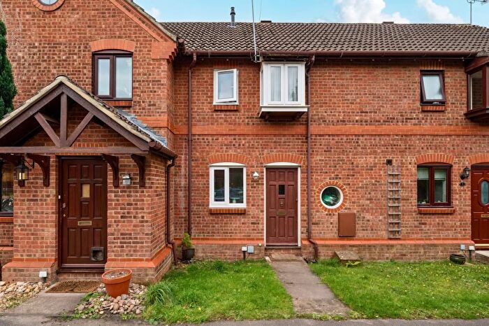 2 Bedroom Terraced House For Sale In Bracknell, Berkshire, RG42