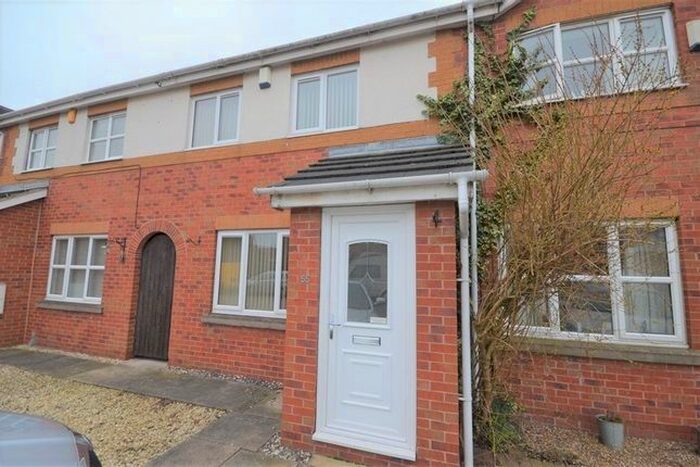 3 Bedroom Terraced House To Rent In Storrs Wood View, Cudworth S72