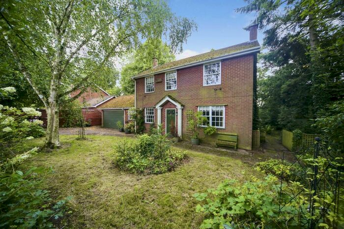 3 Bedroom Detached House For Sale In Loynton, Stafford, Staffordshire, ST20