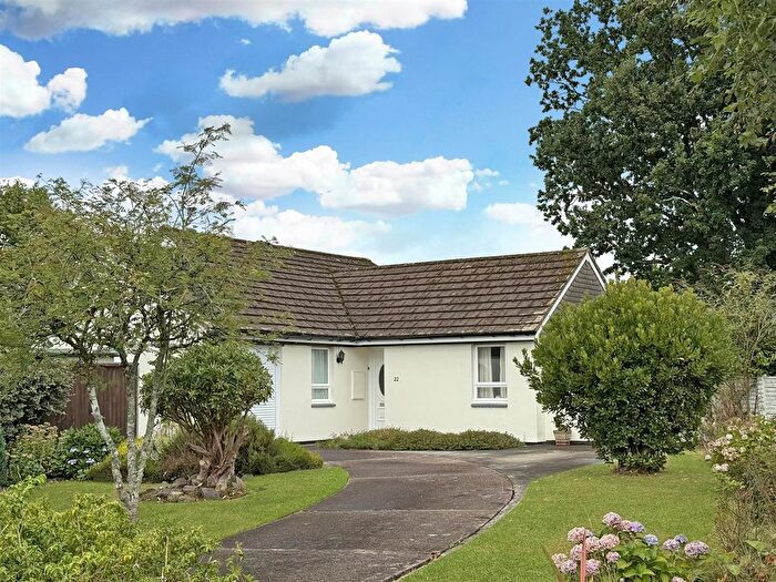 3 Bedroom Detached Bungalow For Sale In Land Park, Chulmleigh, EX18