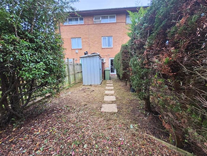 1 Bedroom Terraced House To Rent In A Room In Oldbrook Boulevard, Oldbrook, Milton Keynes, MK6