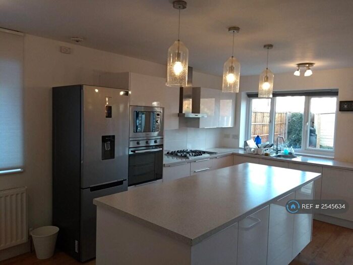 2 Bedroom Flat To Rent In Glendale Gardens, Wembley, HA9