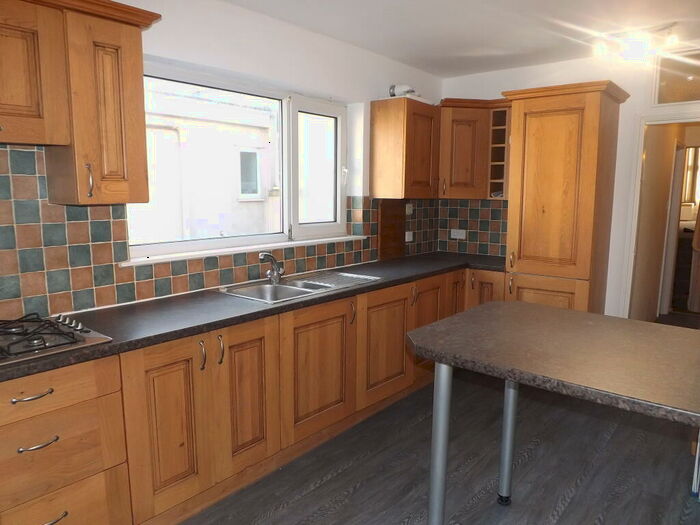 3 Bedroom Maisonette To Rent In North Road West, Plymouth *Zero Deposit Guarantee Available*, PL1