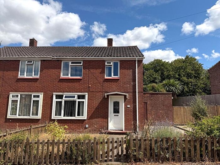 3 Bedroom Semi Detached House For Sale In Joslin Road, Honiton, EX14