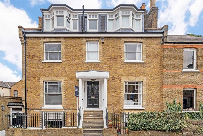 1 Bedroom Flat To Rent In Princes Road, Richmond, TW10