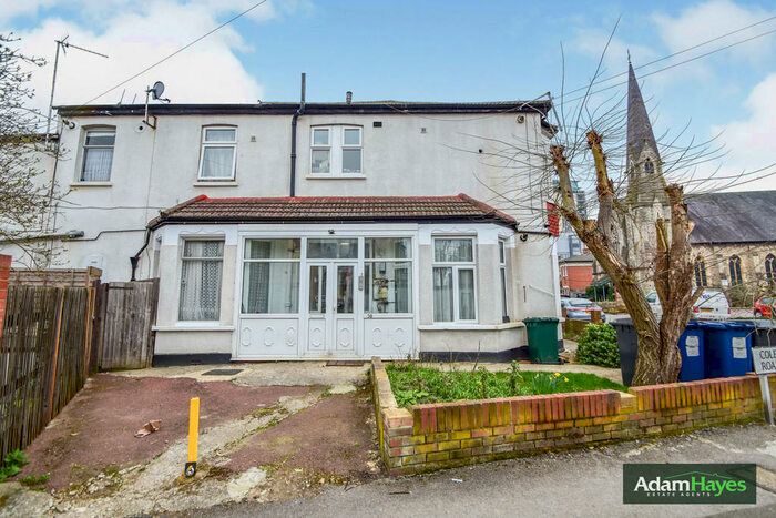 1 Bedroom Apartment To Rent In Nether Street, North Finchley, N12