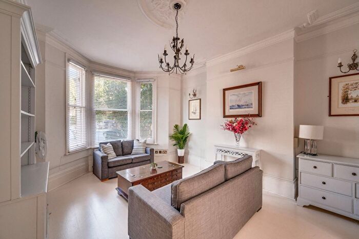 6 Bedroom Terraced House To Rent In Marlborough Road, London, W4