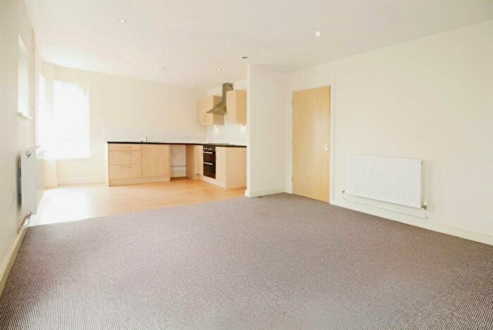 2 Bedroom Flat To Rent In Woodborough Road, St Anns, Nottingham, NG3