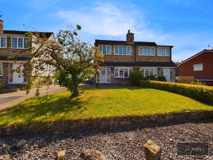 3 Bedroom Semi-Detached House For Sale In The Fairway, Tadcaster, North Yorkshire, LS24