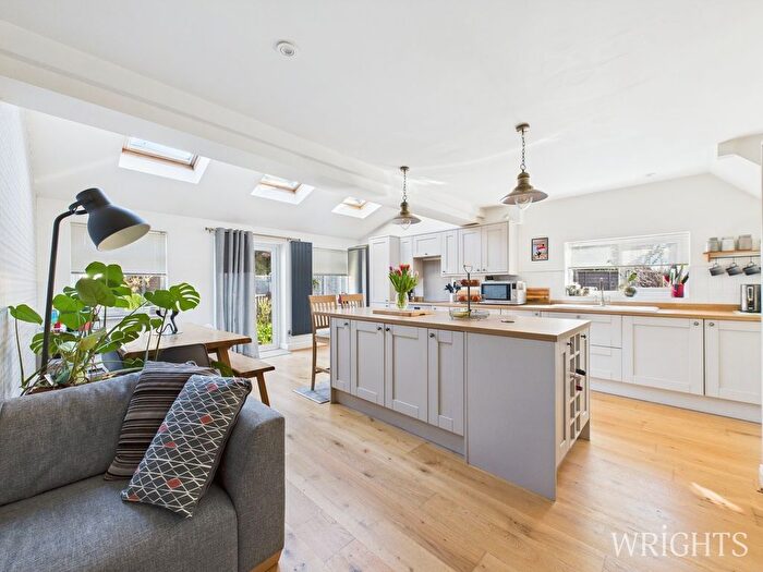 3 Bedroom Semi-Detached House For Sale In Bentick Way, Codicote, Hitchin, SG4