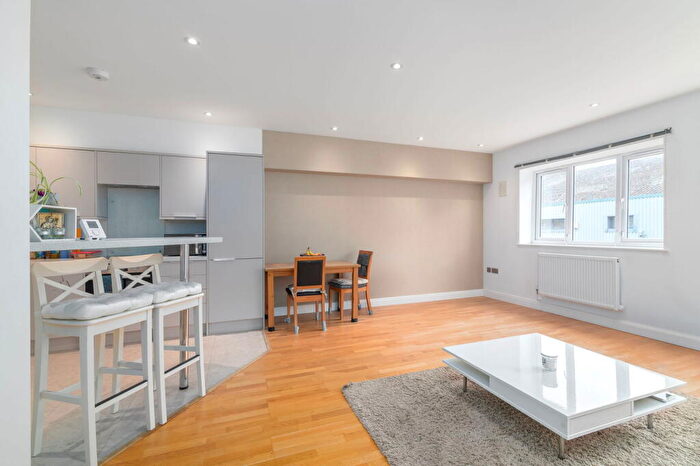 1 Bedroom Flat To Rent In Mount Pleasant, Wembley, HA0