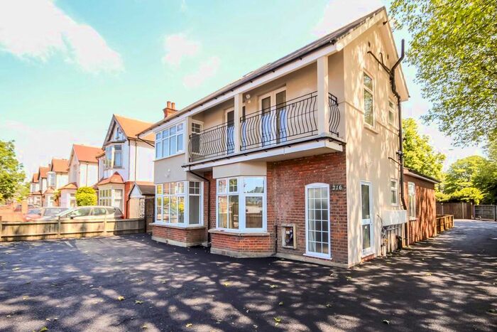 Studio To Rent In London Road, Twickenham, TW1