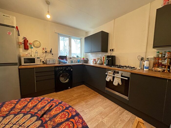2 Bedroom Flat To Rent In Kimberley Terrace, Llanishen, CF14