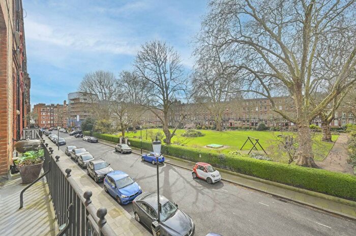 2 Bedroom Flat For Sale In Nevern Square, Earls Court, London, SW5