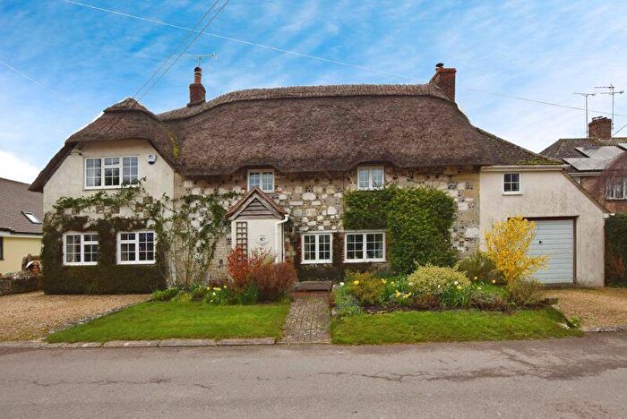 3 Bedroom Detached House For Sale In Wylye Road, Hanging Langford ***Video Tour***, SP3