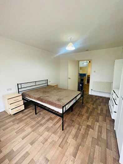 2 Bedroom Terraced House To Rent In B Mansfield Road, Ilford, IG1