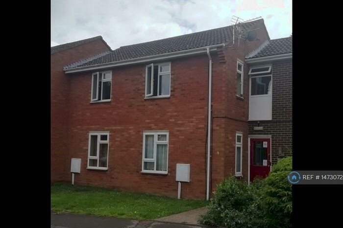 1 Bedroom Flat To Rent In Norris Road, St. Ives, PE27