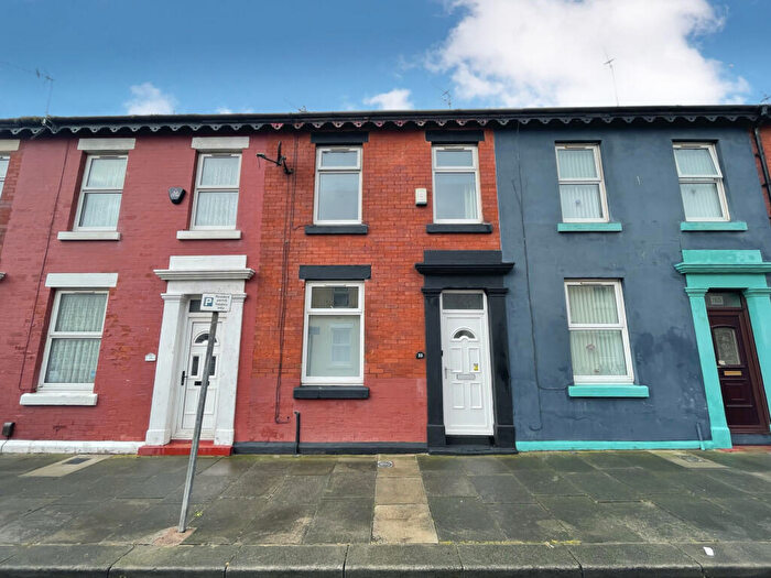 2 Bedroom Terraced House For Sale In Richmond Road, Blackpool, FY1