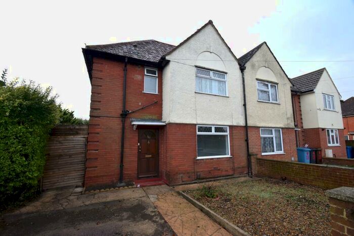 3 Bedroom Semi-Detached House To Rent In Landseer Road, Ipswich, IP3