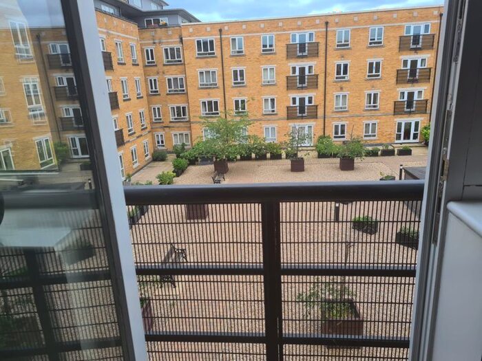 1 Bedroom Flat To Rent In Ovaltine Court, Ovaltine Drive, Kings Langley, Hertfordshire, WD4