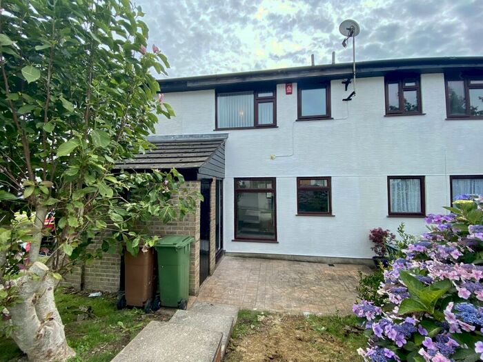 1 Bedroom Flat To Rent In St. Boniface Close, Plymouth, PL2