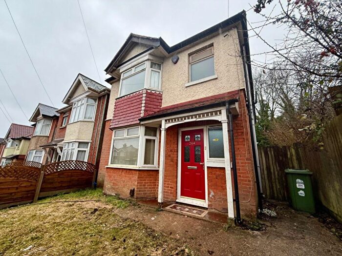 5 Bedroom Detached House To Rent In Burgess Road, Southampton, Hampshire, SO16