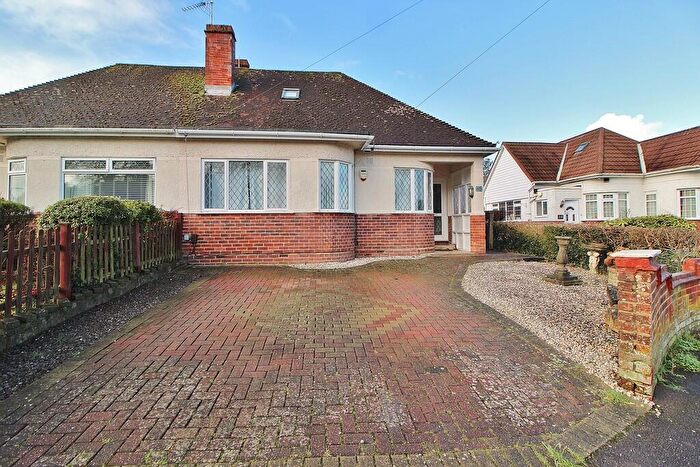 2 Bedroom Semi-Detached Bungalow For Sale In Lone Valley, Widley, PO7