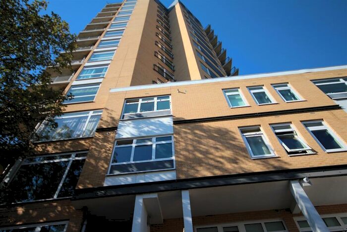 2 Bedroom Flat To Rent In Martello Street, Hackney, London, E8