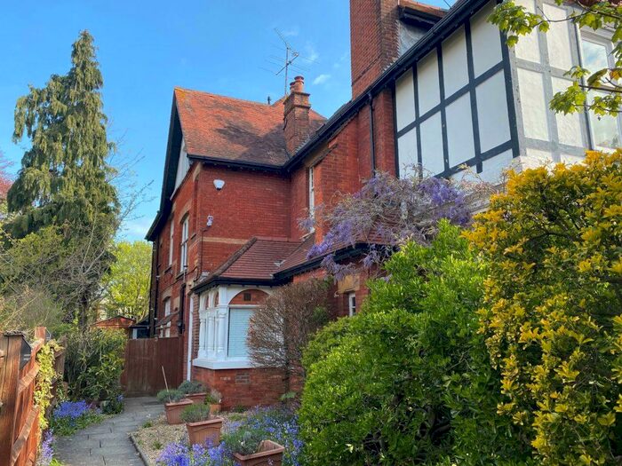 1 Bedroom Maisonette To Rent In Westcote Road, Reading, RG30