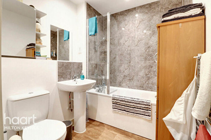 2 Bedroom Apartment For Sale In Wharf View, Campbell Park, MK9