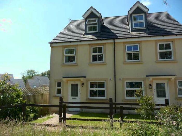 3 Bedroom Town House To Rent In Stone Close, Corsham, SN13